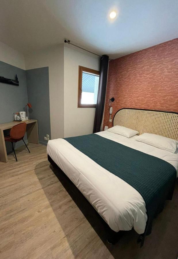 Logis Hotel Du Large Plougonvelin Exterior photo